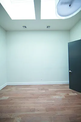 Rented by Brooklyn Group | media 24