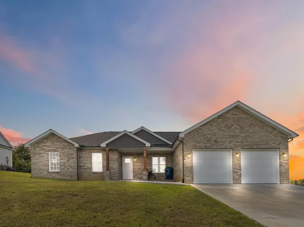 191 Johnny Dr, Science Hill, KY 42553