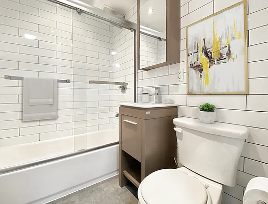 Rented by Vector New York, LLC | media 14