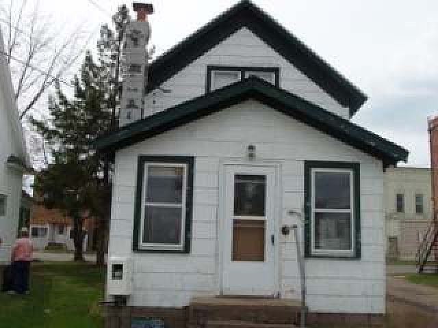 2nd image of 121 4th Ave S #S