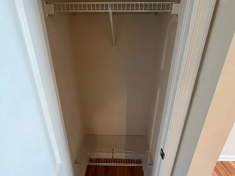 965 Eagle Pl N — Photo 16
