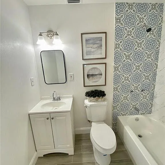 3216 W Rogers Ave — Photo 3