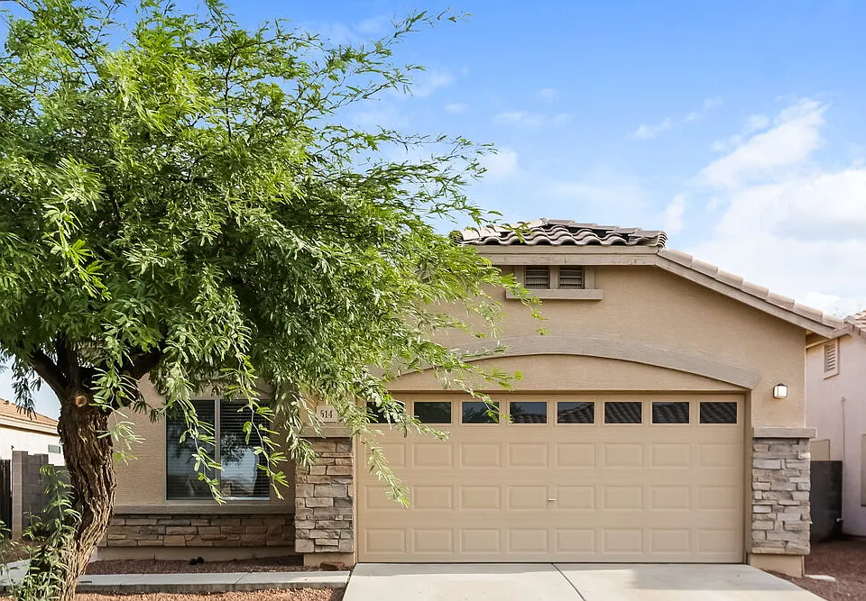 514 W Mountain View Dr