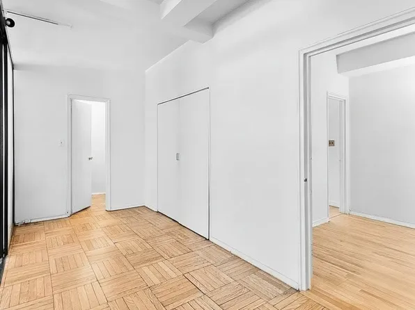 15 West 84th Street image 3 of 6