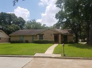 11323 Oak Spring Dr, Houston, TX 77043