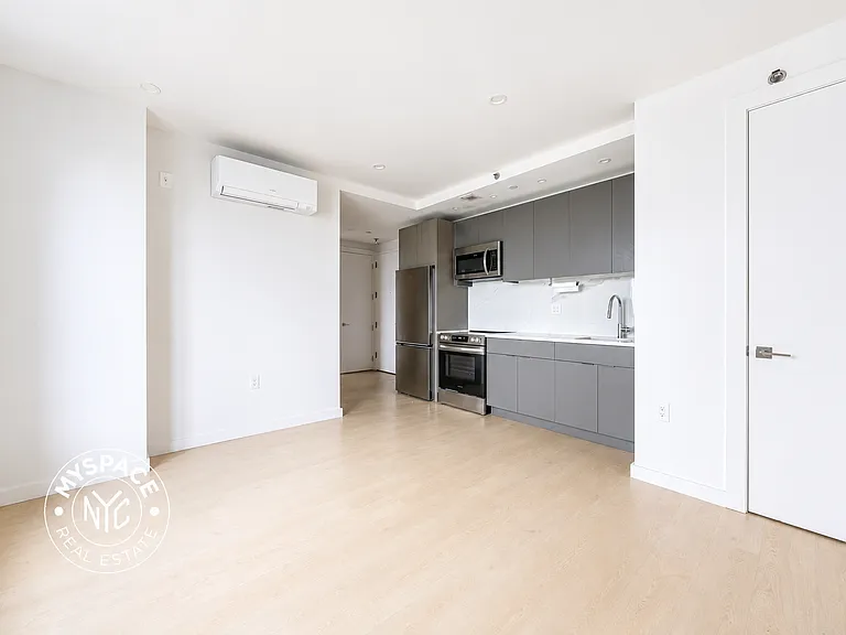 1499 Bedford Ave #5H — Photo 10