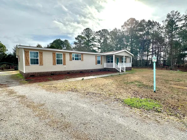 47 Seaney Drive, Lumberton, NC 28358