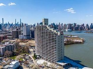 2540 Shore Blvd APT 3Q, Astoria, NY 11102