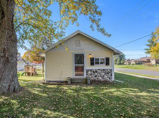 701 S Grant Ave, Three Rivers, MI 49093