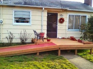 8526 SE Schiller St, Portland, OR 97266