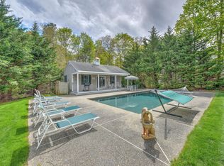 200 Pond St, Osterville, MA 02655