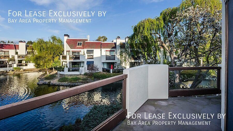 1st image of 220 Shorebird Cir
