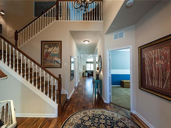 3rd image of 1400 Ballycastle Ln