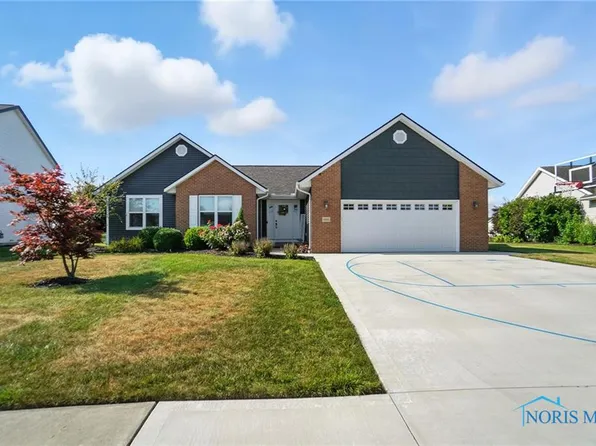 1443 Timberwood Dr, Findlay, OH 45840