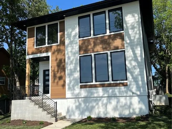 2111 Brooklyn Ave, Kansas City, MO 64127