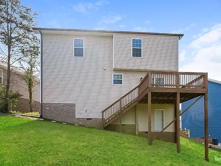 102 Sage Dr — Photo 15