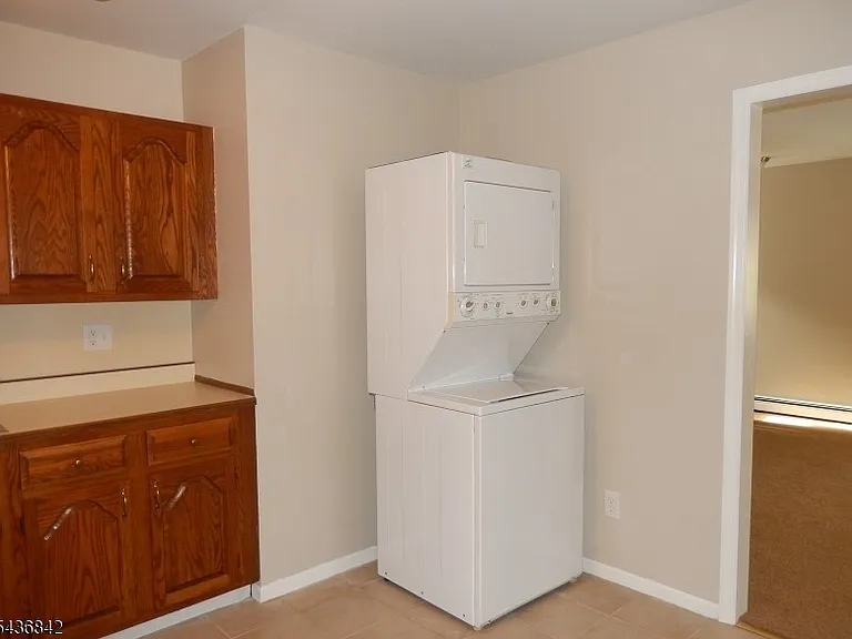 18B Red Barn Ln #2 — Photo 7