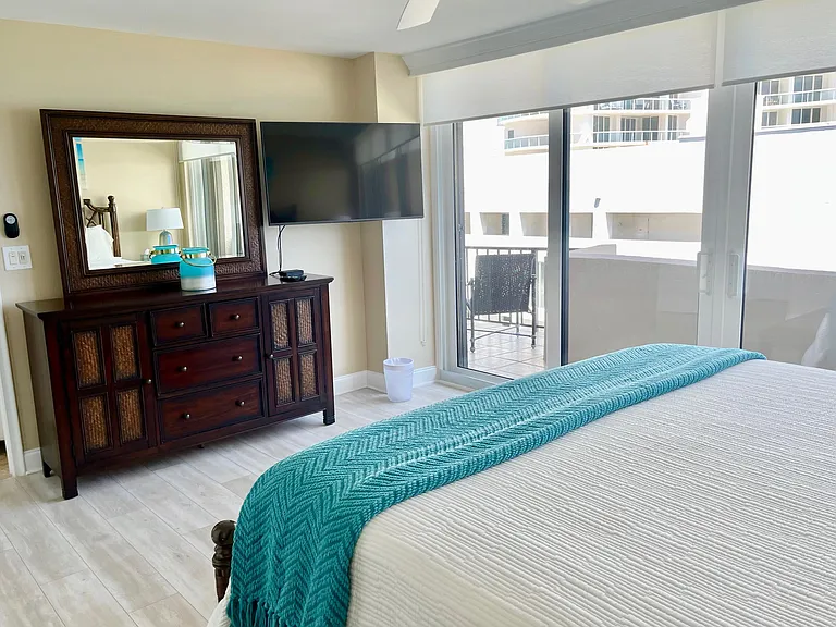 4200 N Ocean Dr #1-806 — Photo 21