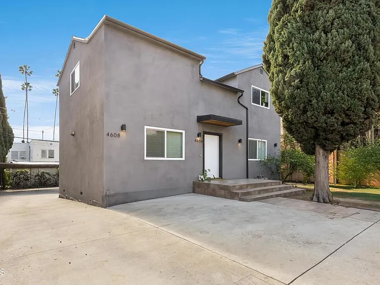 4606 Greenwood Pl — Photo 1
