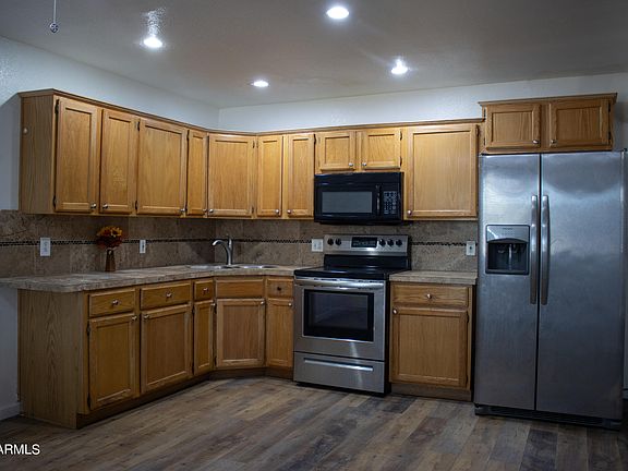 5th image of 1122 W SUNLAND Avenue