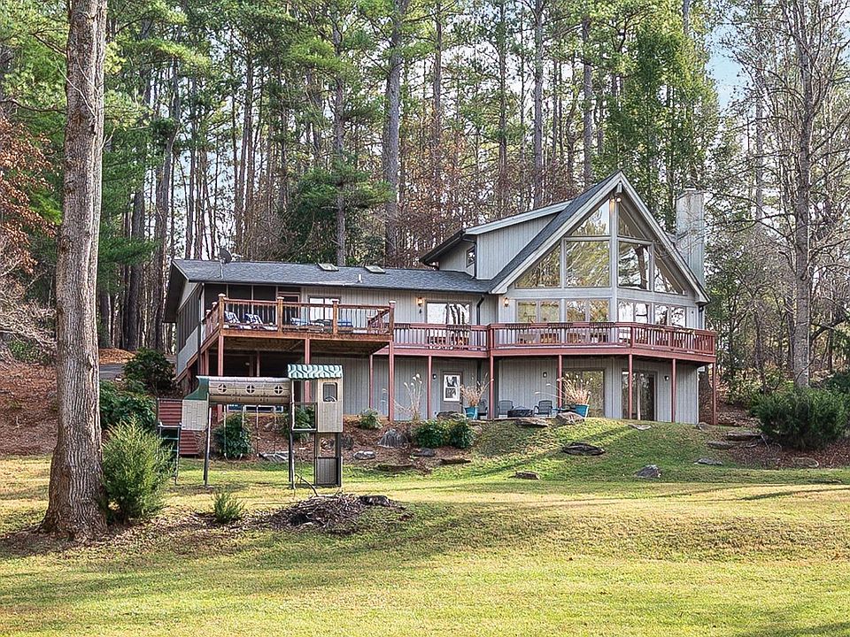 1st image of 605 Lake Vista Dr