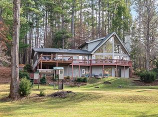 605 Lake Vista Dr, Forest, VA 24551