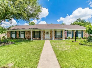 1126 Twinbrooke Dr, Houston, TX 77088