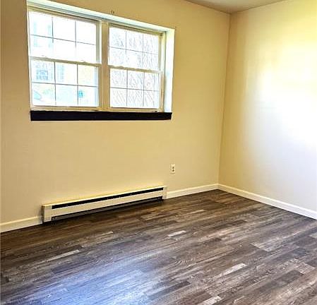 2nd image of 230 Hallock Ave APT 11
