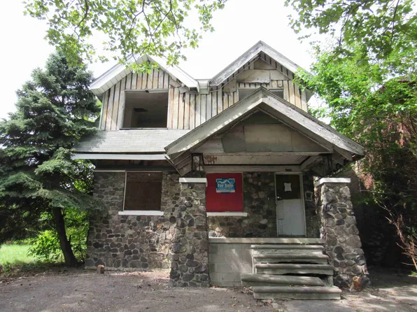 2946 Clairmount St, Detroit, MI 48206