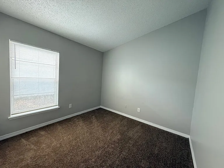 226 Panorama Dr — Photo 10
