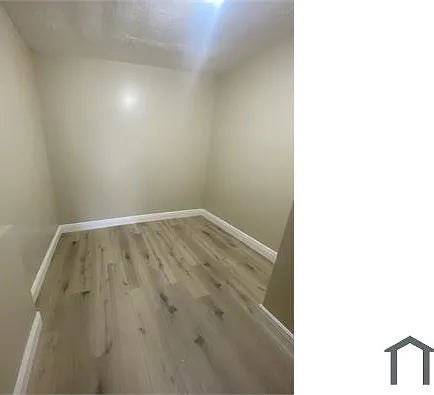 600 SW 9th St #2 — Photo 3