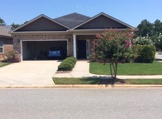 200 Cottage Cir, Byron, GA 31008