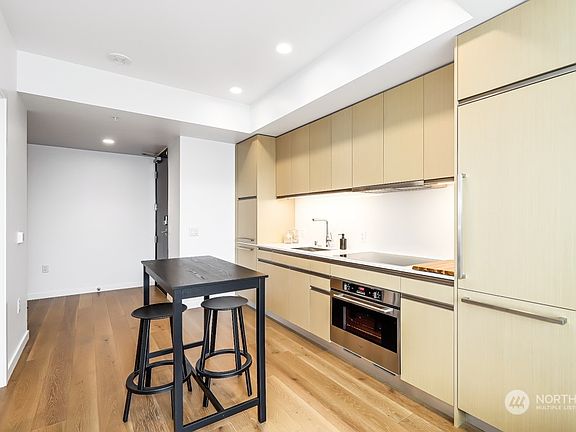 4th image of 1808 Minor Avenue #3806