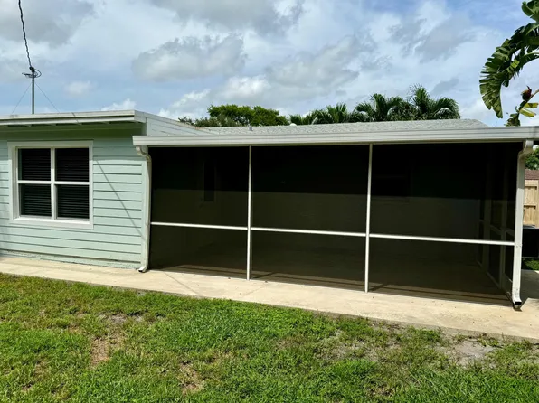 4398 Bamboo Drive, Palm Beach Gardens, FL 33410