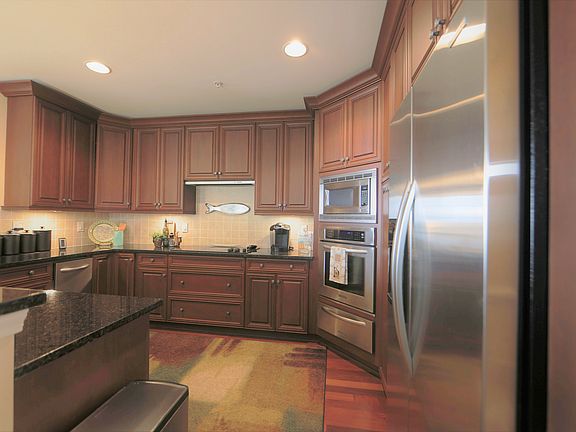 4th image of 915 Shoreline Dr W Unit 241