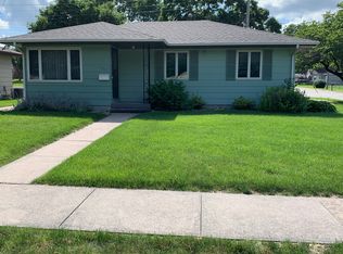 913 Madsen Ave, Webster City, IA 50595