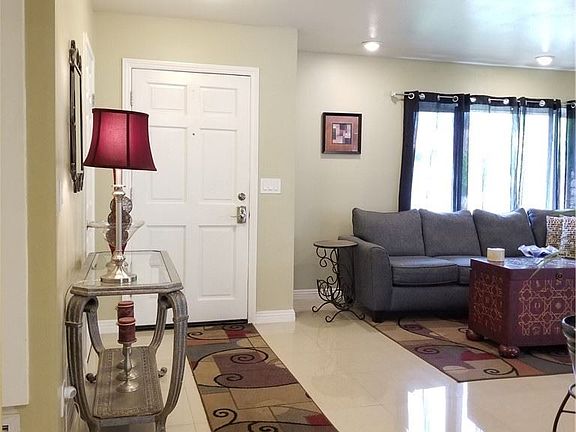 5th image of 7419 Marigold Ave