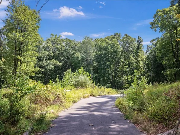 84 Indian Hill Road, Pound Ridge, NY 10576