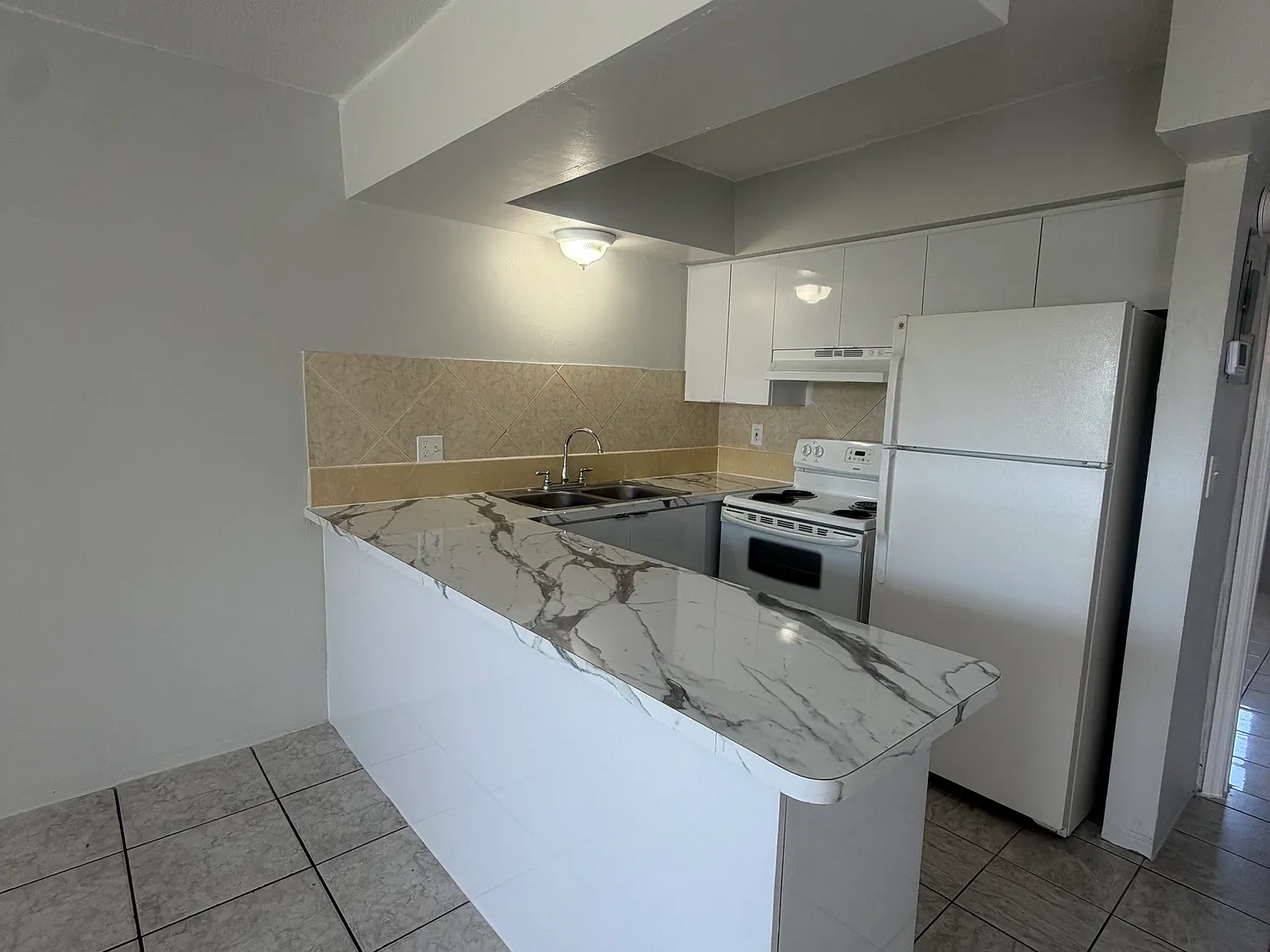 1 bed, 750 sqft, $1,500 — Photo 2