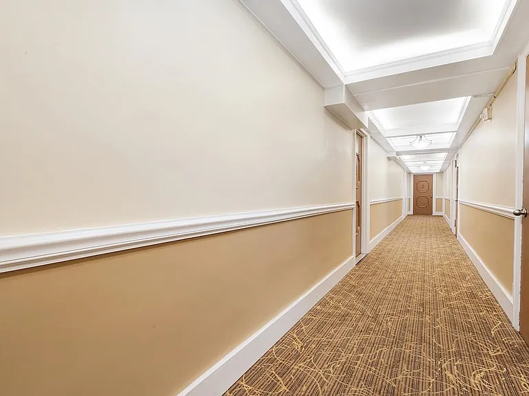 10 Huron Ave #5R — Photo 10