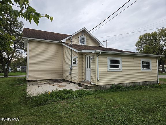 5th image of 119 S Dix St