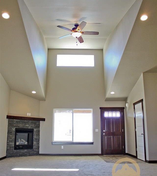 2nd image of 3390 Lolo Way