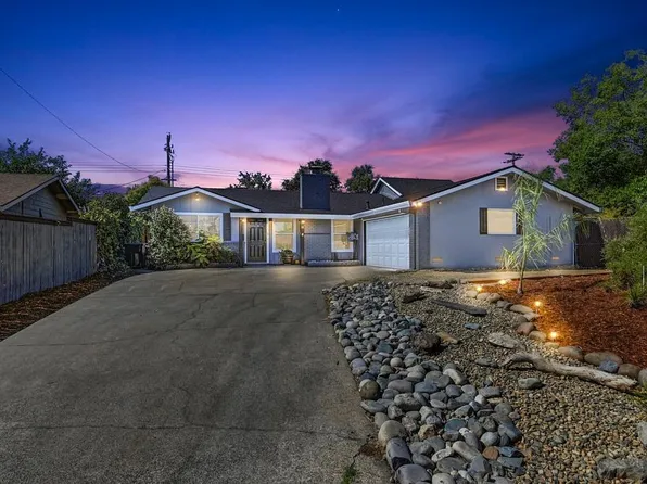 1208 Palm Ave, Roseville, CA 95661