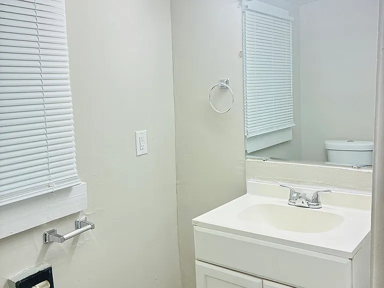 407 Digh St — Photo 15