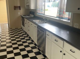 6895 Belews Creek Rd, Belews Creek, NC 27009