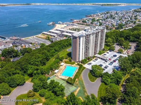 1 Scenic Dr Unit 1102, Highlands, NJ 07732