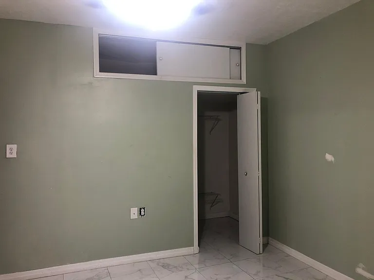 11512 NW 58th Ave — Photo 12
