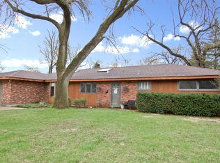 604 Wakeman Ave, Wheaton, IL 60187