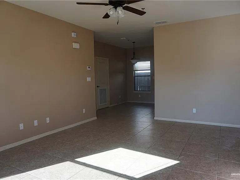 1112 W Eisenhower St #B — Photo 9