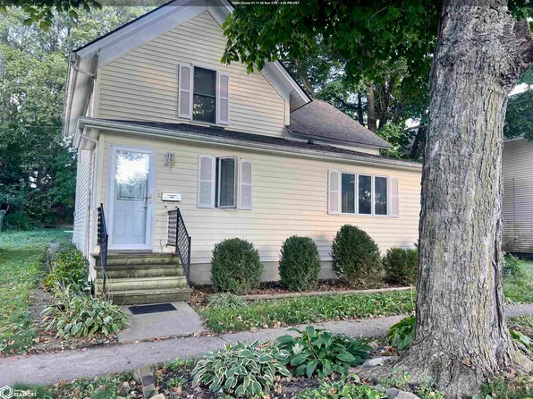 1001 Washington St, Eldora, IA 50627
